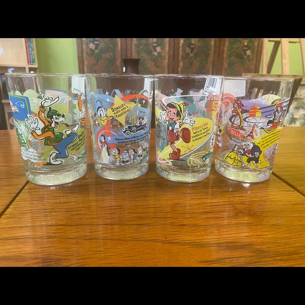 Complete set of glass McDonald’s vintage cups